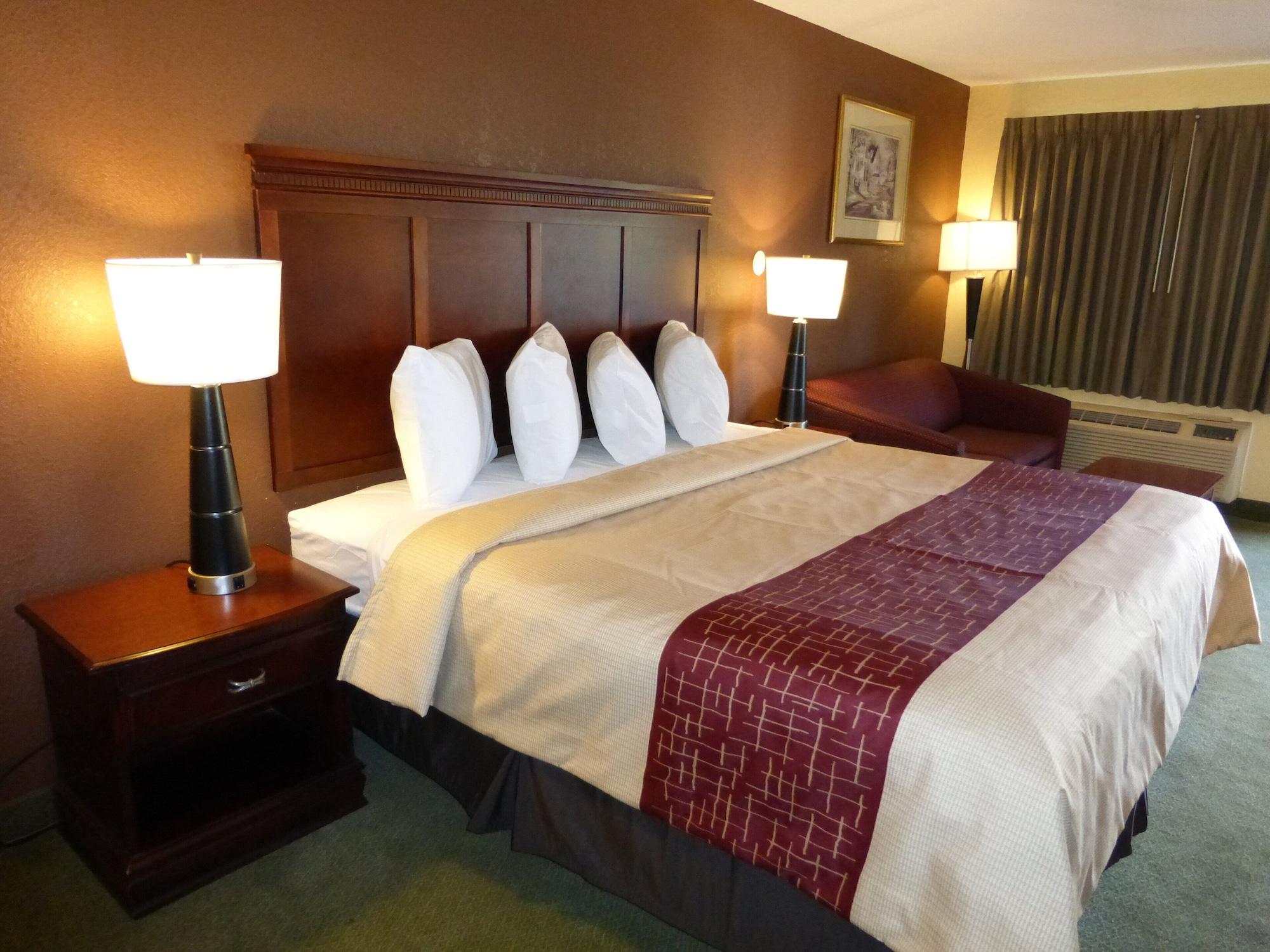 Red Roof Inn & Suites Cleveland, Tn Экстерьер фото